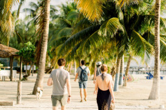 Caye-Caulker_sandy_streets
