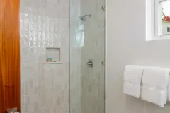 weezies-unit-27-bathroom-a