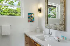 weezies-unit-27-bathroom-b