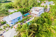 Weezie's Oceanfront Hotel