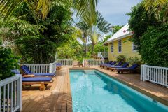 Weezies-Cabins-Pool-D_web